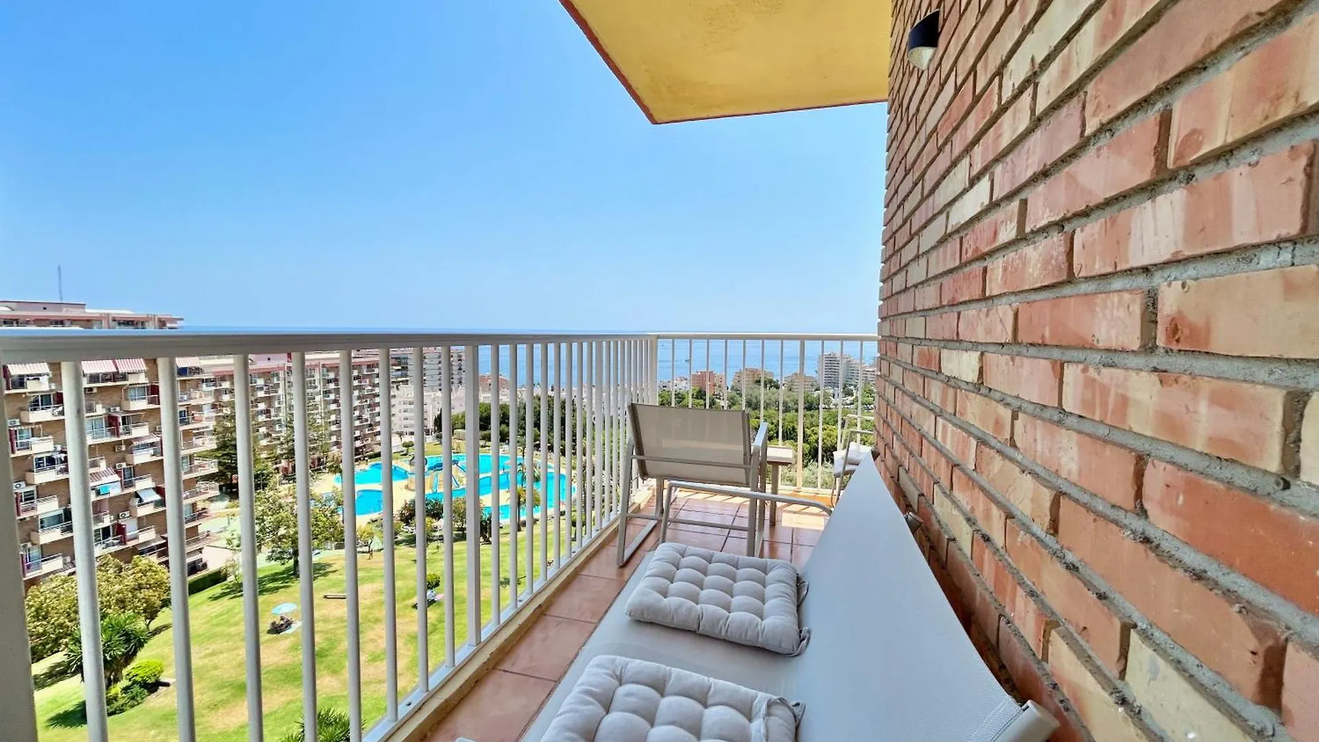 Acogedor Apartamento En Benalmadena Vistas Spain