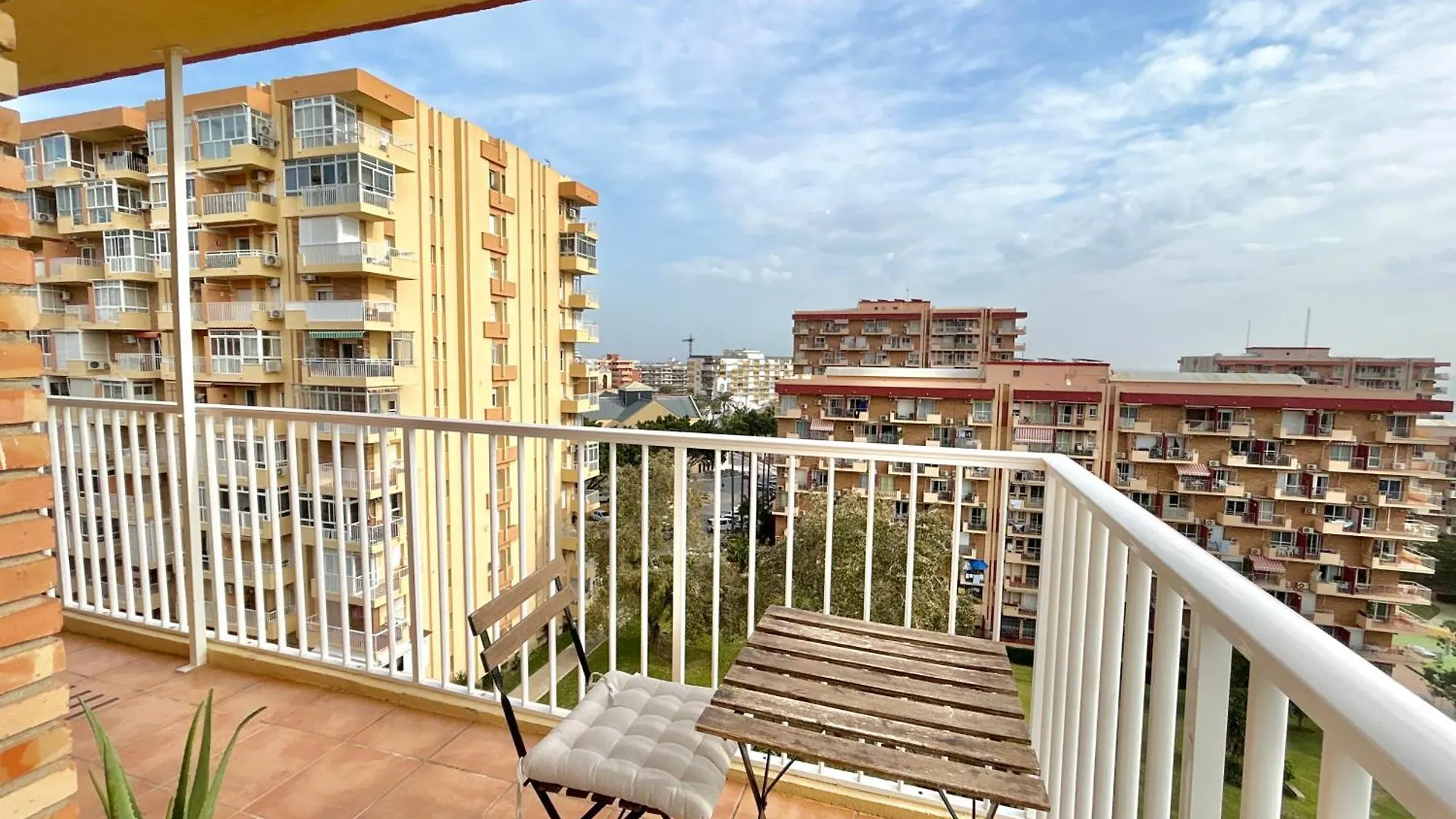 Acogedor Apartamento En Benalmadena Vistas contacts